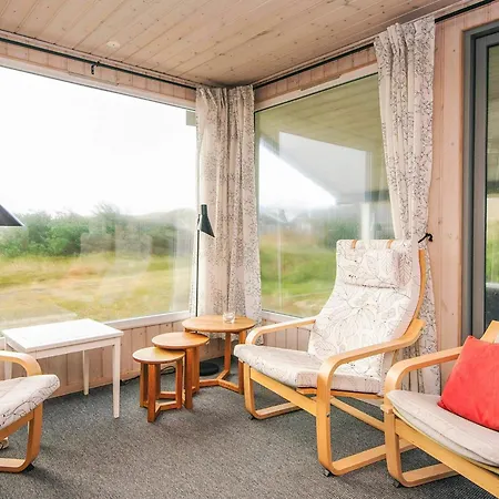 Seaside Escape With Swing * Vrist