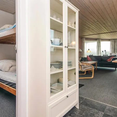 Tatil Evi Seaside Escape With Swing Vrist