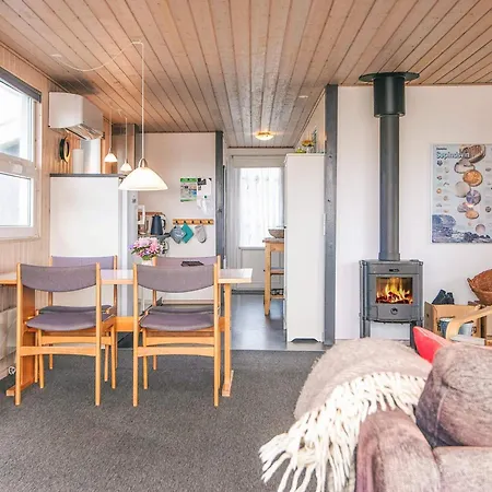 Tatil Evi Seaside Escape With Swing Vrist