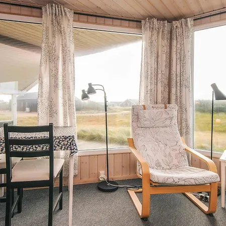 Seaside Escape With Swing * Vrist