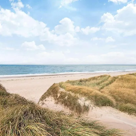 Seaside Escape With Swing Tatil Evi *